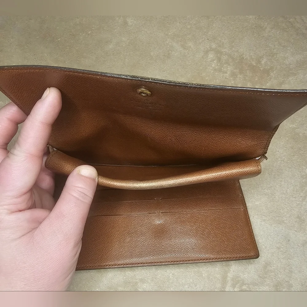 Louis Vuitton Monogram International Wallet Vintage 7.5